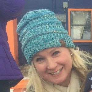 Meet your Posher, Joy